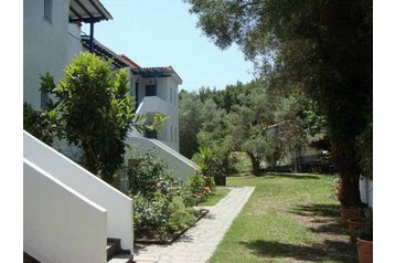 Greece Privát Posidi, Exterior